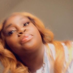 Meet your Posher, Candice